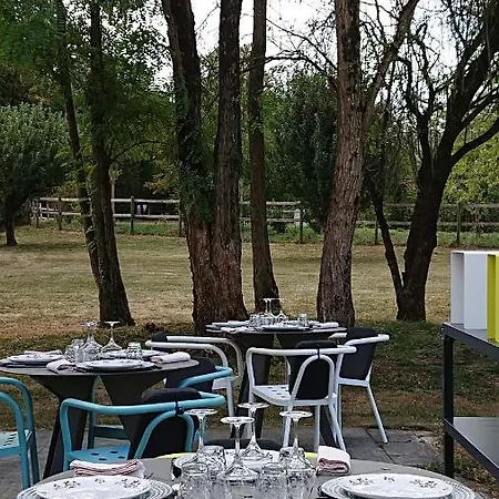 Pause Ethique 2* סנטה